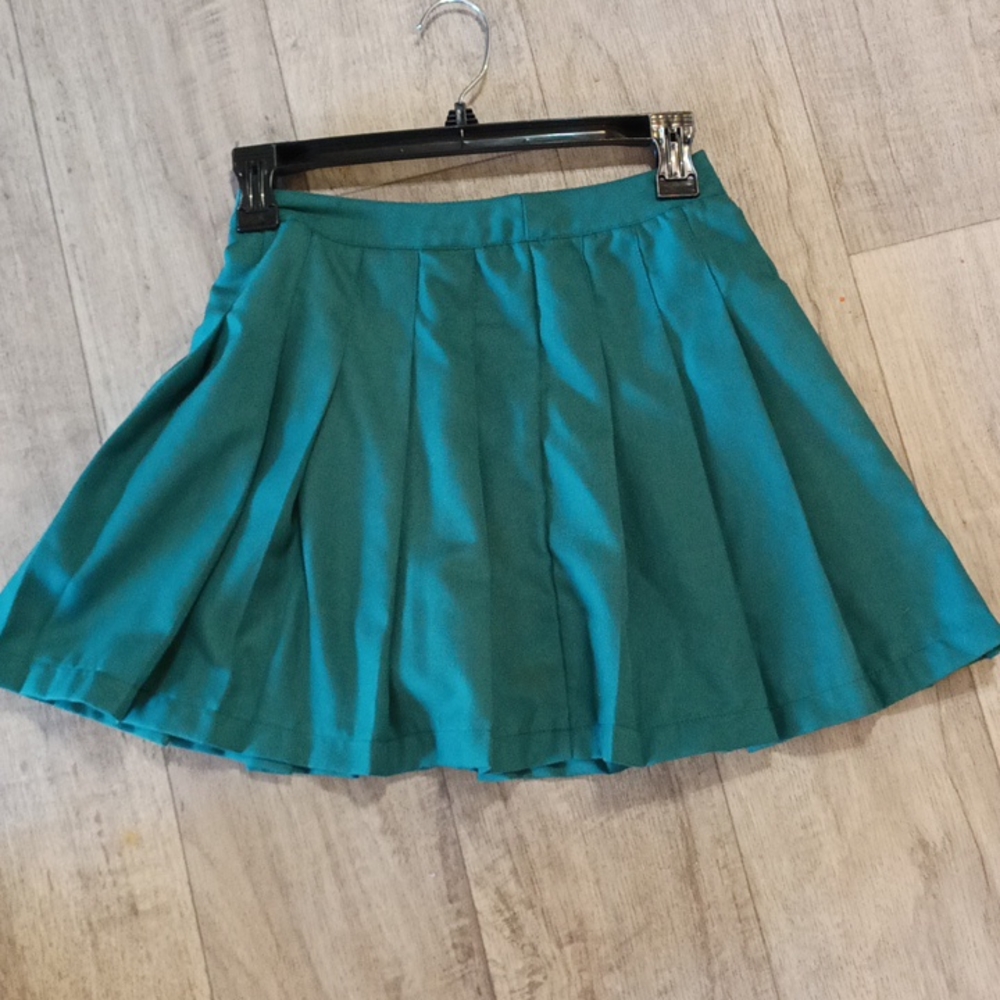Womens Pleated Short Skirt Sz XS FOREVER21 green Shortie Tennis Sporty